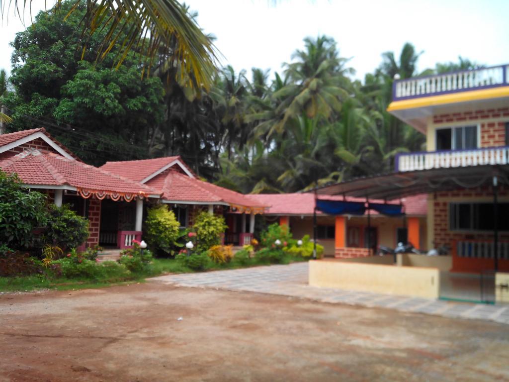 Yash Garden Residency Hotel Ganpatipule Zewnętrze zdjęcie